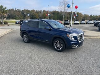 Used 2023 GMC Terrain SLT image 1