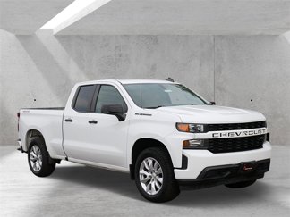 Used 2020 Chevrolet Silverado 1500 Custom w/ Custom Value Package image 1
