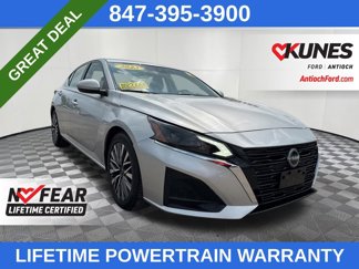 Used 2023 Nissan Altima 2.5 SV image 1