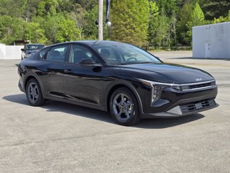 New 2025 Kia K4 LXS image 1