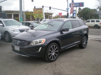 Used 2016 Volvo XC60 T5 Platinum image 1