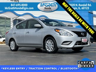 Used 2015 Nissan Versa SV image 1