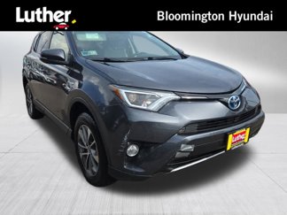 Used 2016 Toyota RAV4 XLE image 1