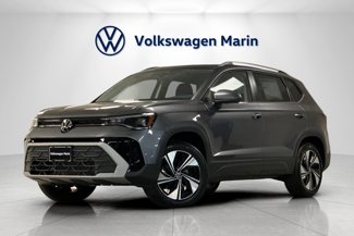 New 2025 Volkswagen Taos SE image 1