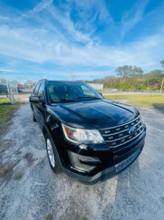 Used 2017 Ford Explorer FWD image 1