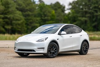 Used 2021 Tesla Model Y Long Range image 1