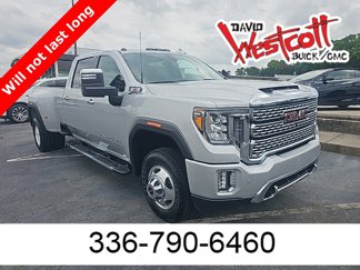 Used 2021 GMC Sierra 3500 Denali w/ Denali Ultimate Package image 1