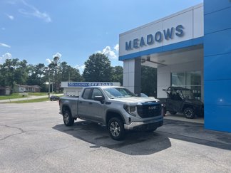 Used 2023 GMC Sierra 1500 Pro w/ Convenience Package image 1