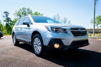 Used 2019 Subaru Outback 2.5i Premium image 1