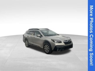 Used 2020 Subaru Outback Premium image 1