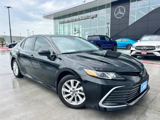 Used 2024 Toyota Camry LE image 1