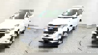 Used 2018 Chevrolet Equinox LT image 1