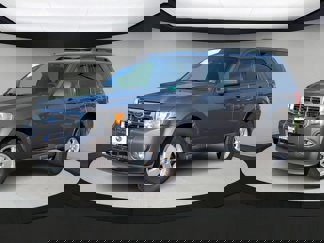 Used 2010 Ford Escape XLT image 1