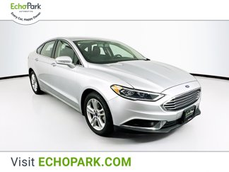 Used 2018 Ford Fusion SE image 1
