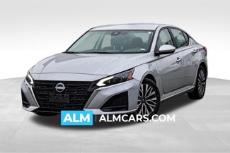 Used 2023 Nissan Altima 2.5 SV image 1