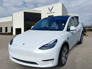 Used 2023 Tesla Model Y Long Range image 1