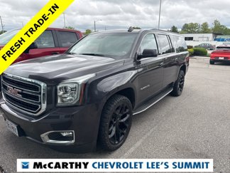 Used 2017 GMC Yukon XL SLT image 1