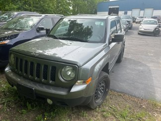 Used 2013 Jeep Patriot Sport image 1