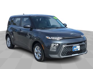 Used 2021 Kia Soul S image 1