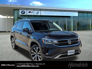 Used 2024 Volkswagen Taos SE image 1