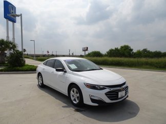 Used 2022 Chevrolet Malibu LS image 1