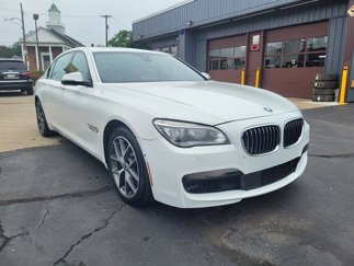 Used 2015 BMW 750Li xDrive image 1
