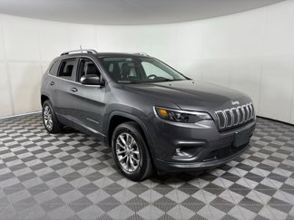 Used 2019 Jeep Cherokee Latitude Plus w/ Comfort/Convenience Group image 1