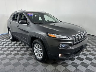 Used 2018 Jeep Cherokee Latitude Plus w/ Cold Weather Group image 1