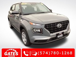 Used 2020 Hyundai Venue SE image 1