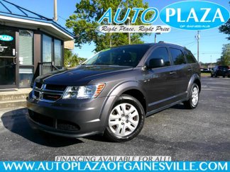 Used 2018 Dodge Journey SE image 1