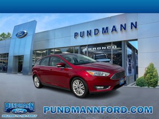 Used 2015 Ford Focus Titanium image 1