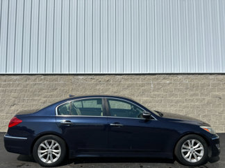Used 2012 Hyundai Genesis 3.8 image 1