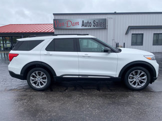 Used 2022 Ford Explorer XLT image 1