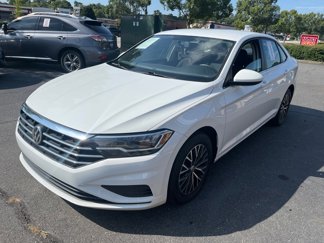 Used 2021 Volkswagen Jetta R-Line image 1