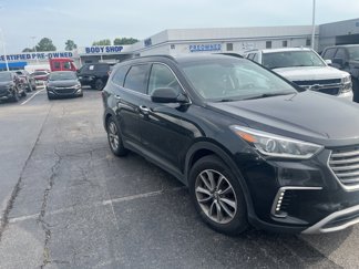 Used 2017 Hyundai Santa Fe SE image 1