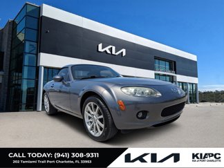 Used 2007 MAZDA MX-5 Miata Grand Touring w/ Premium Pkg image 1
