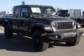New 2025 Jeep Gladiator Sport image 1