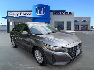 Used 2025 Nissan Sentra S image 1