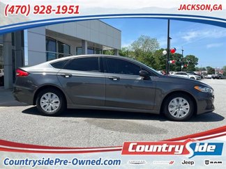 Used 2019 Ford Fusion S image 1