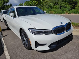 Used 2019 BMW 330i Sedan w/ Premium Package image 1
