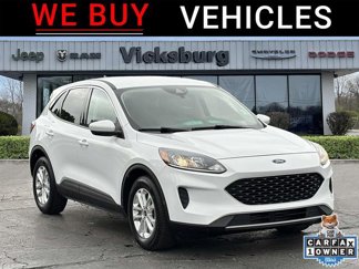 Used 2020 Ford Escape SE image 1