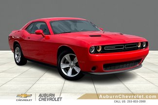 Used 2022 Dodge Challenger SXT image 1