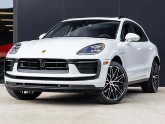Certified 2025 Porsche Macan image 1