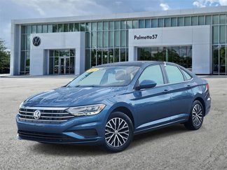 Certified 2021 Volkswagen Jetta SE w/ SE Cold Weather Package image 1