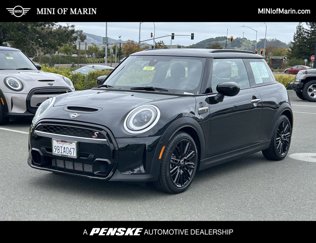 Used 2023 MINI Cooper S w/ Driver Assistance Package image 1