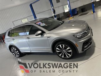 Used 2020 Volkswagen Tiguan SEL Premium R-Line image 1
