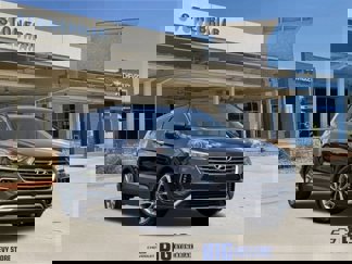 Used 2017 Hyundai Santa Fe SE image 1