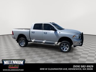 Used 2015 RAM 1500 SLT image 1