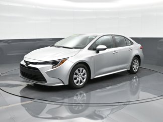 Used 2024 Toyota Corolla LE image 1