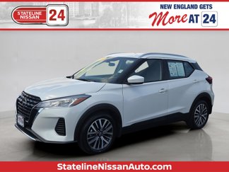 Certified 2022 Nissan Kicks SV image 1
